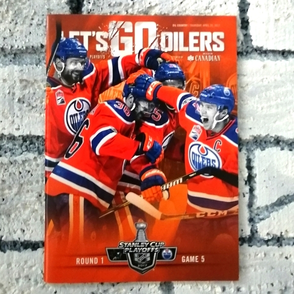 2017 Edmonton Oilers Round 1 Game 5 Playoff Booklet - Picture 1 of 1
